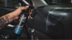 Auto Finesse Genel Plastik Parlatıcı ve Besleyici - Dressle bölünmüş Ürün 500 ml