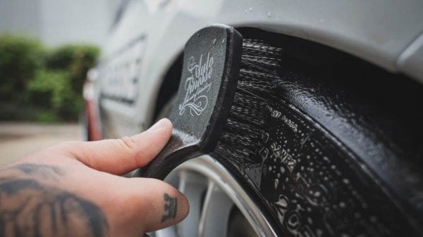 Auto Finesse Rubber Scrubber Lastik Temizleme Fırçası
